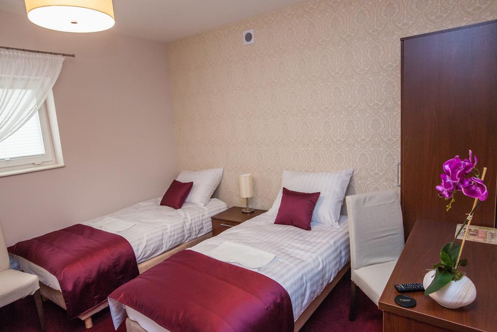Hostel Zambrow Quarto foto